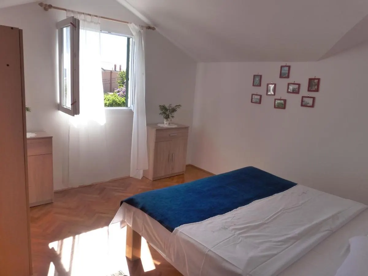 Apartments With A Parking Space Palit, Rab - 14996 Croatia