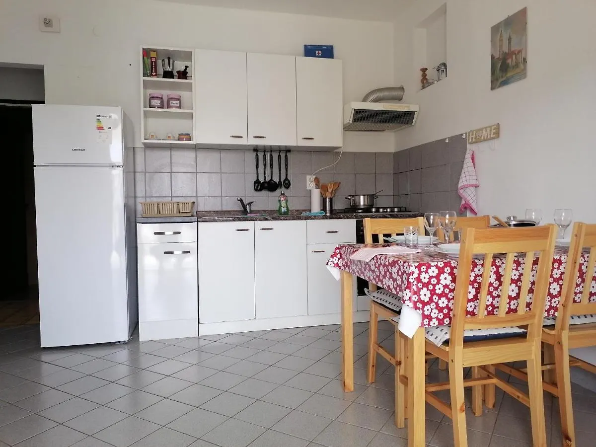 Apartments With A Parking Space Palit, Rab - 14996 Palit