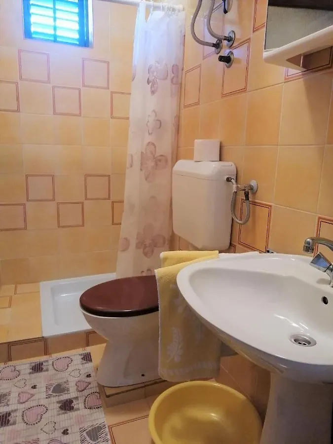 Apartments With A Parking Space Palit, Rab - 14996  Palit