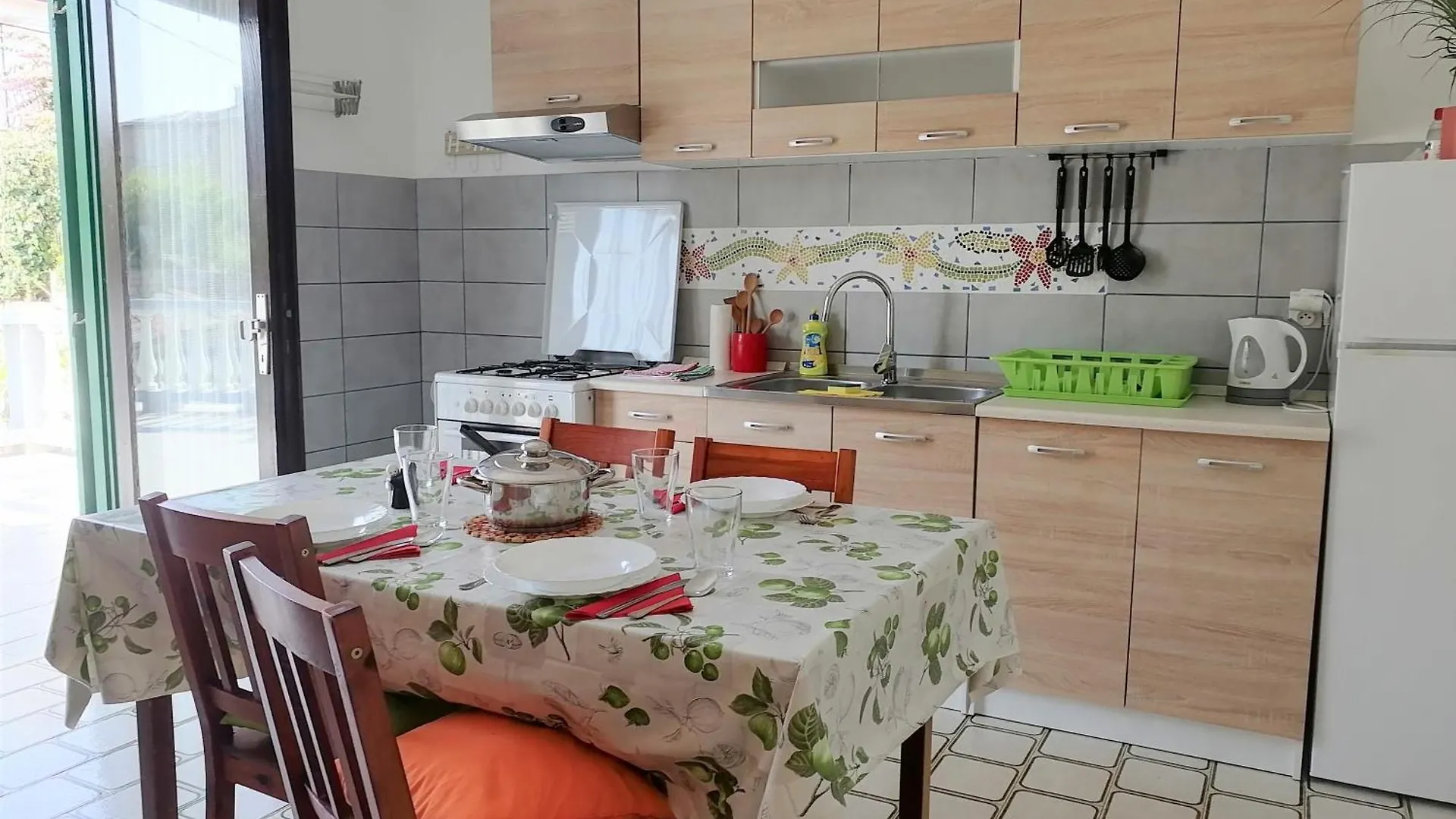 Apartments With A Parking Space Palit, Rab - 14996